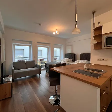 Ferienwohnung Oder Montagewohnung In Koblenz 1 Og Appartement *